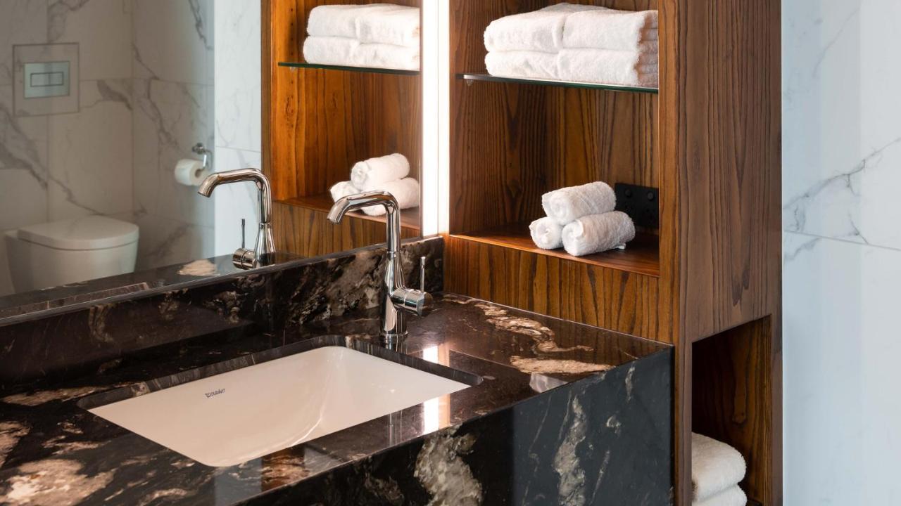 Horizon By Skycity Окленд Экстерьер фото Bathroom
