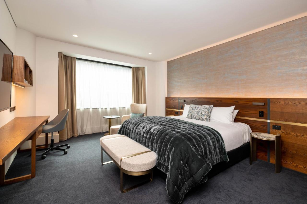 Horizon By Skycity Окленд Экстерьер фото A bedroom at The Mitre Hotel