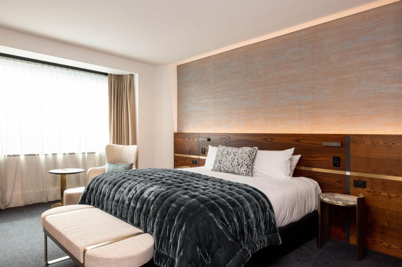 Horizon By Skycity Окленд Экстерьер фото A bedroom at The Hari